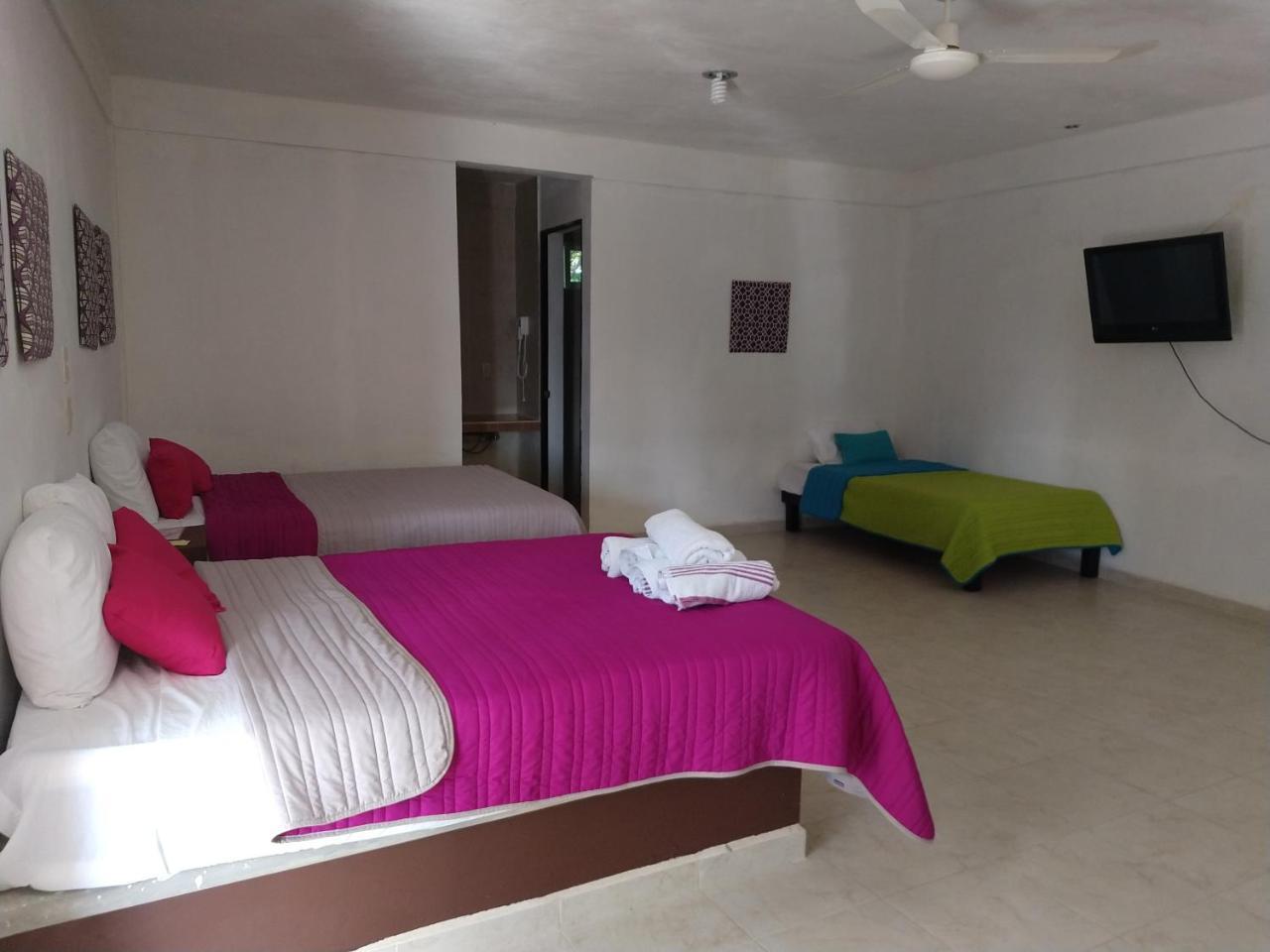 Hotel Espana Chetumal Exteriör bild