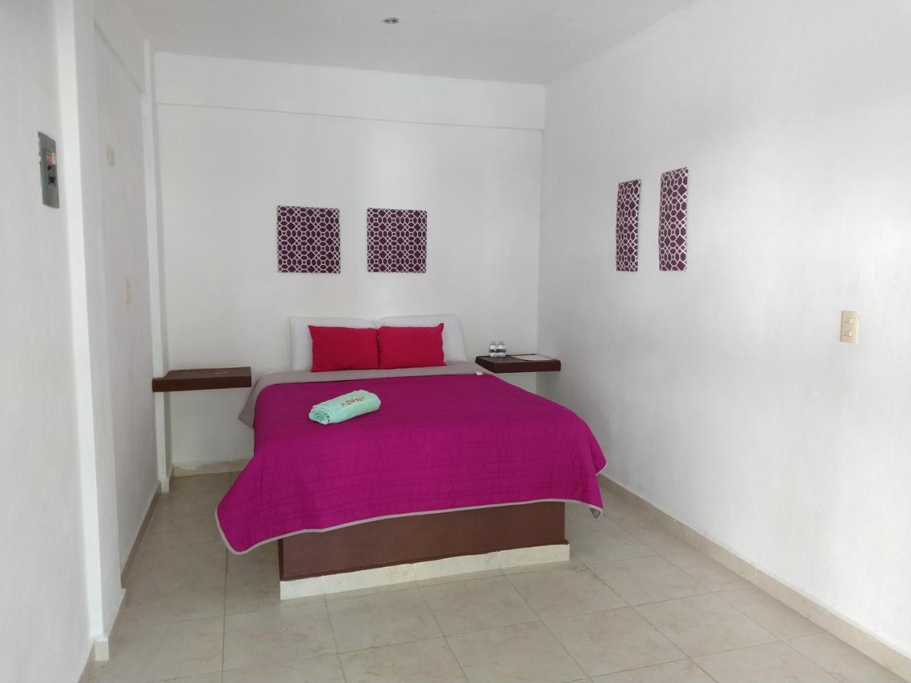 Hotel Espana Chetumal Exteriör bild