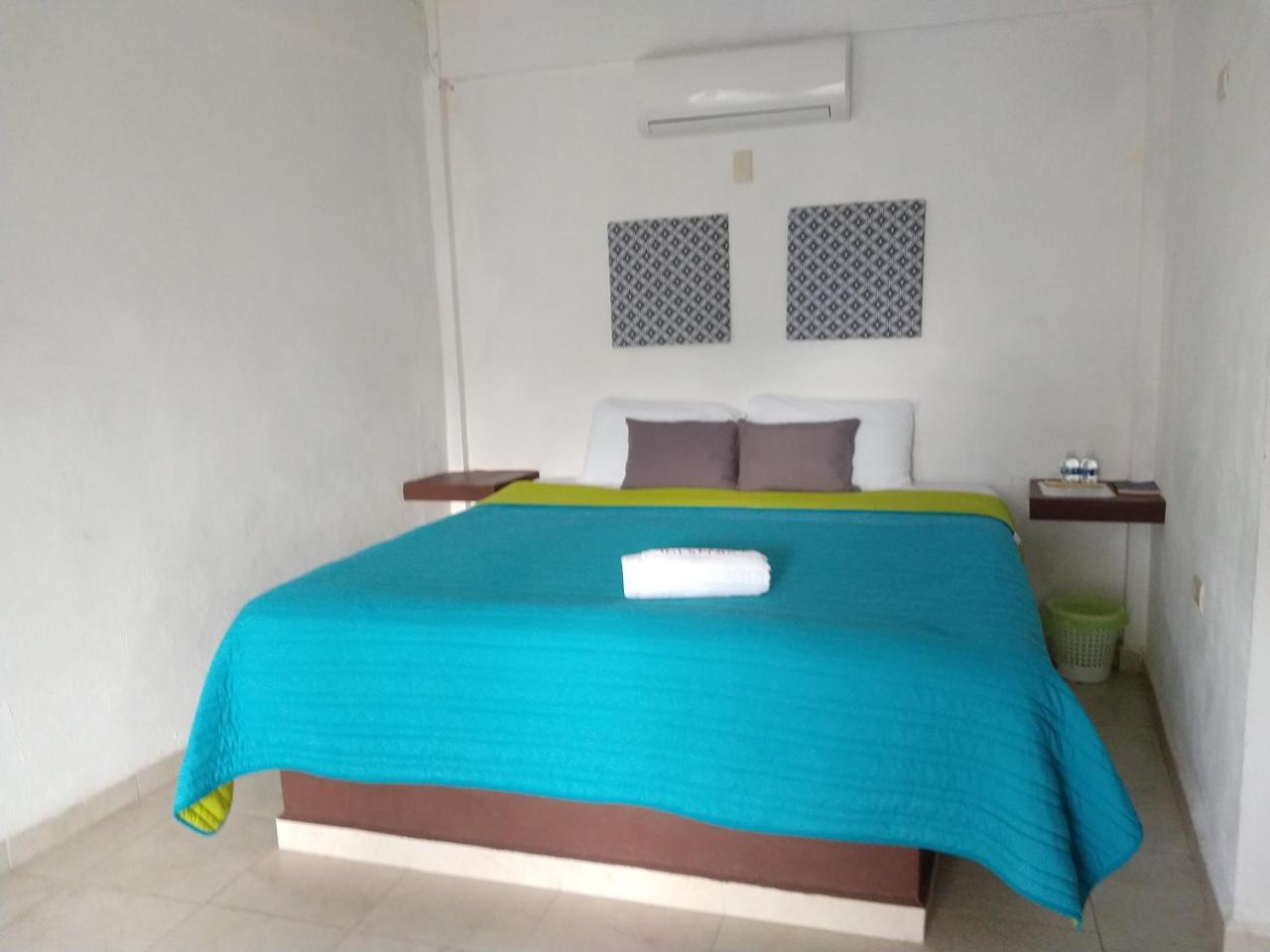 Hotel Espana Chetumal Exteriör bild